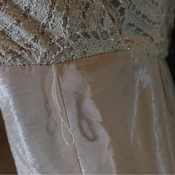 R&M Richards champagne colored hi-lo dress, size 12 - Picture 4 of 16